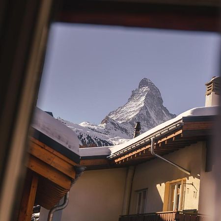 Guesthouse By The Rex Zermatt Exterior foto